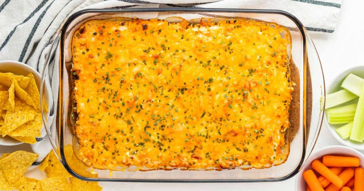 Buffalo Chicken Dip (Easy 6 Ingredient Recipe!) - Whipped It Up